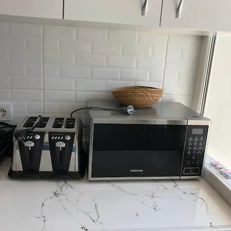 Apartment Renovated Modern House With Culture Park View