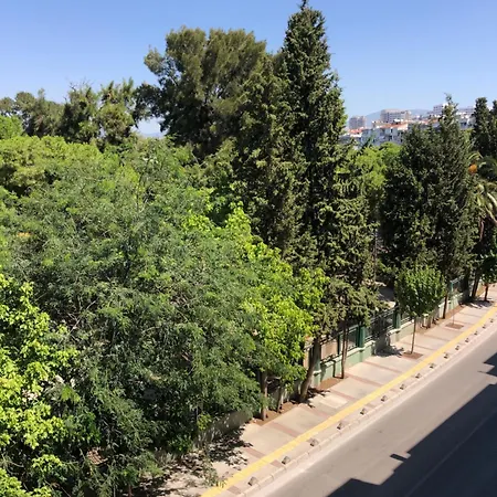 Renovated Modern House With Culture Park View Izmir