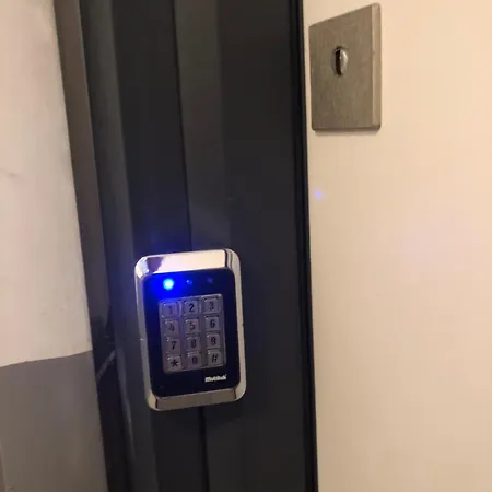 Renovated Modern House With Culture Park View