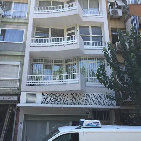 Renovated Modern House With Culture Park View Apartment *