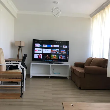 Renovated Modern House With Culture Park View *