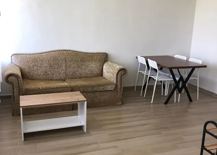 Appartement Renovated Modern House With Culture Park View İzmir