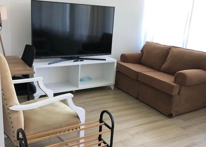 Appartement Renovated Modern House With Culture Park View