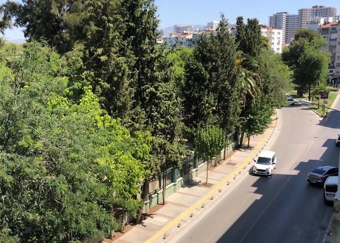 Appartement Renovated Modern House With Culture Park View