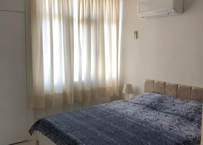 Renovated Modern House With Culture Park View İzmir