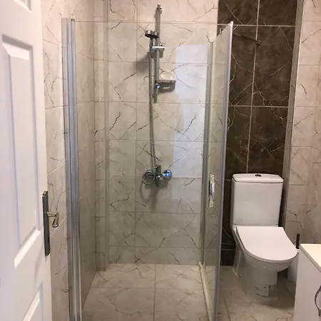 Renovated Modern House With Culture Park View İzmir